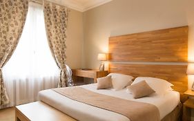Brit Hotel Confort Cleria Lorient Centre